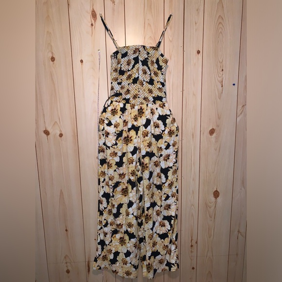 Maurice’s sunflower jumpsuit-small - Picture 9 of 10